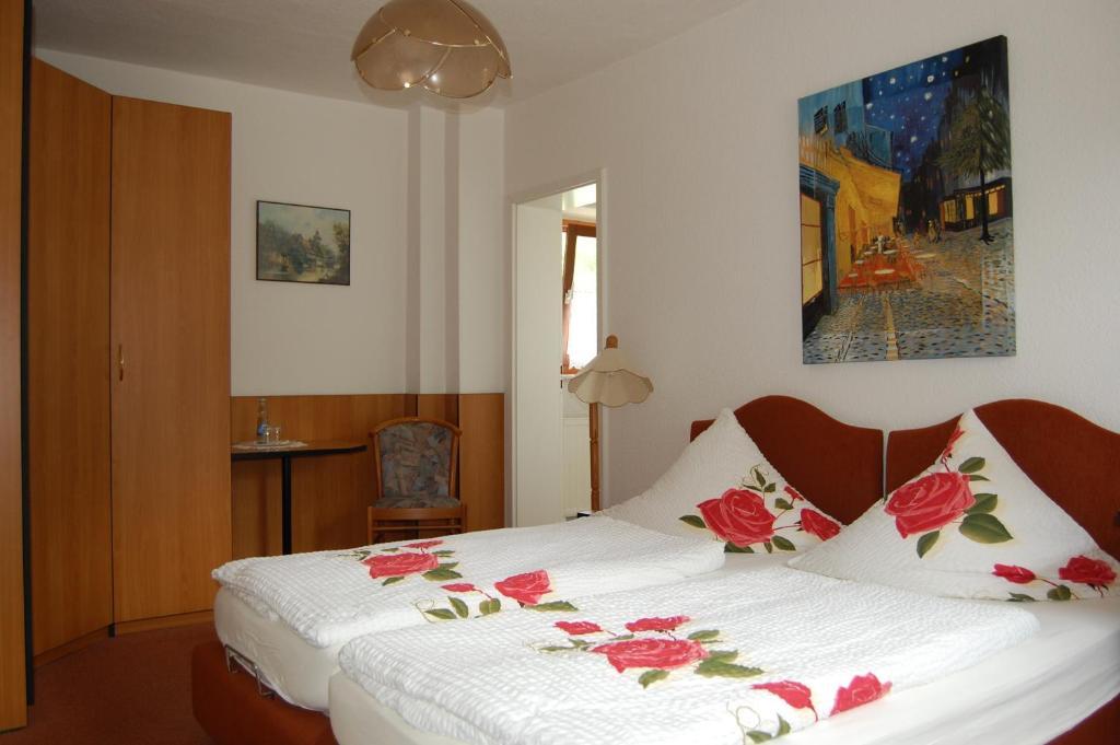 Hotel Zum Nussbaum Dresde Chambre photo